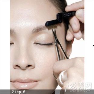 修眉技巧视频,跟随视频学习完美眉型打造技巧